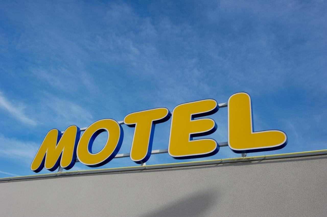 Ace Hotel Travel Athee Sur Cher Luaran gambar