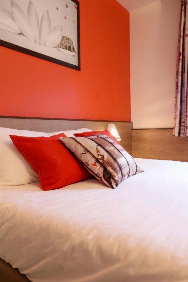 Ace Hotel Travel Athee Sur Cher Luaran gambar