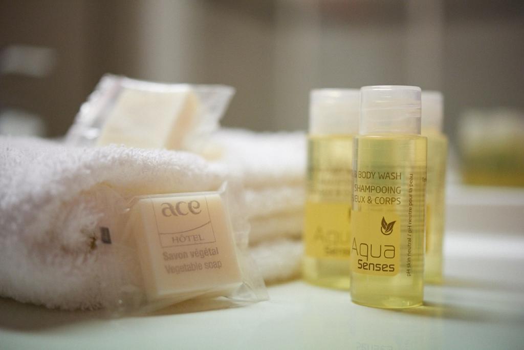 Ace Hotel Travel Athee Sur Cher Luaran gambar